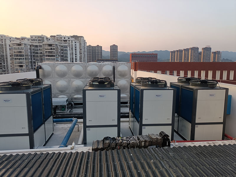 湖南旅游学校空气能热泵热水项目